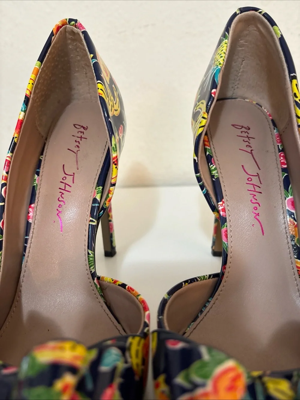 Betsey Johnson Prince Tropical Navy Floral & Fruit Bow Pointed Toe Heels
